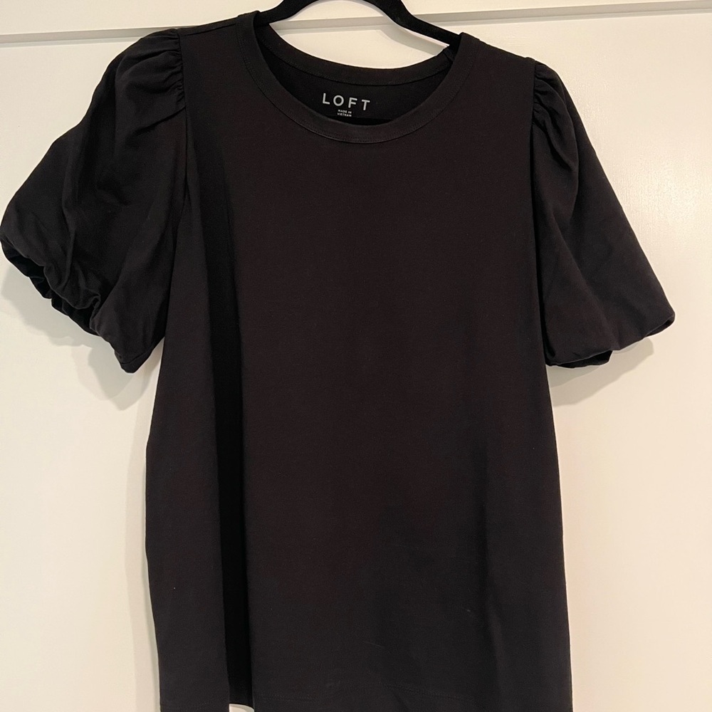 LOFT Black Puff Sleeve Top